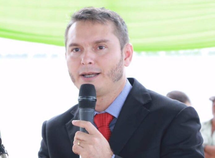 Prefeito de São Luiz James Batista Moreira