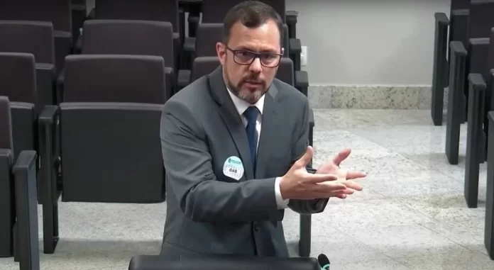 desembargadores discutem