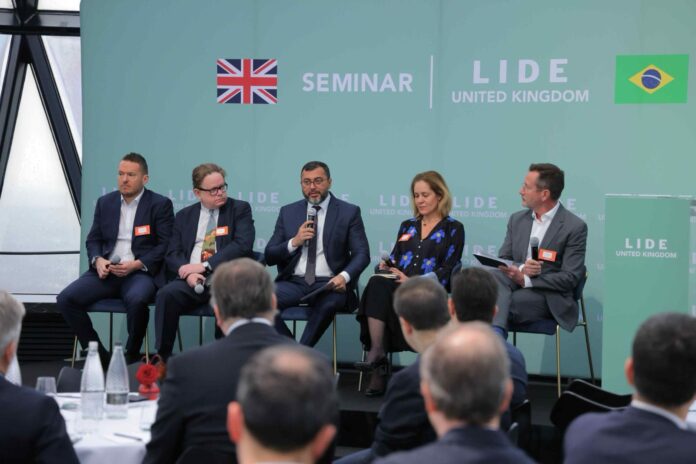 Wilson Lima em Londres