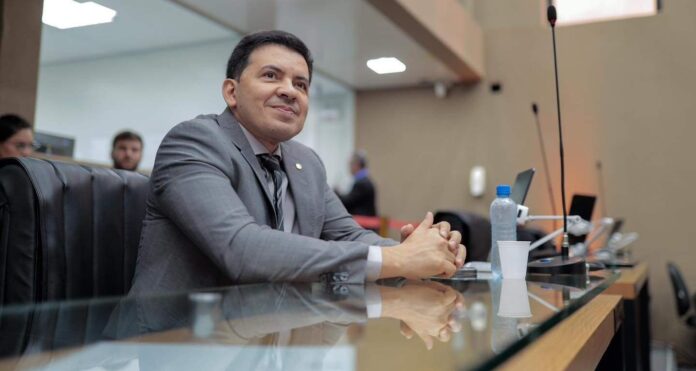 delegado péricles
