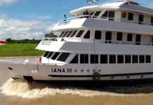 Contratação de barco de Manaus para hospedar Lula na COP é questionada no TCU e na PGR