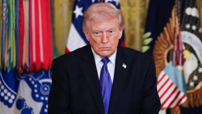 donald-trump-em-cerimonia-na-casa-branca-19518_800x450