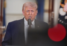 Trump volta a atacar o papa Leão XIV sobre guerra no Irã