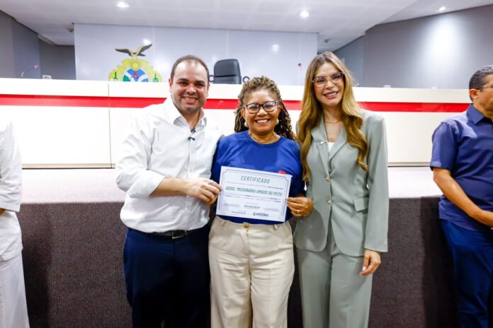 Roberto é Thaisa Cidade