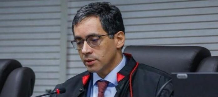 Edmilson Barreiros